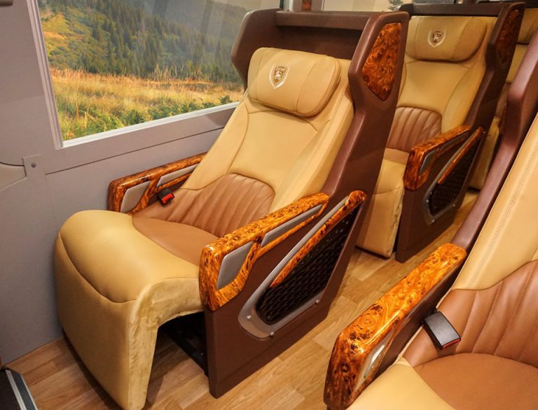 Xe  Dcar Hạng Thượng Đỉnh 19 Chổ