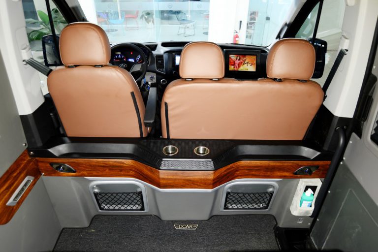 Giới thiệu xe Dcar Hyundai Solati Limousine 2018