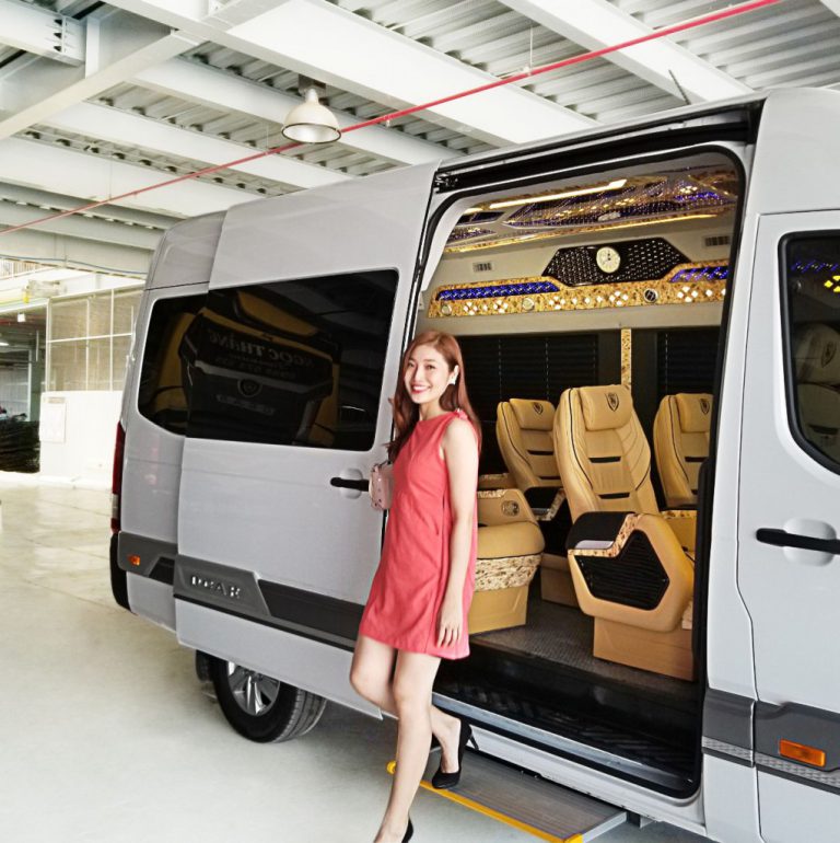 Xe Dcar Hyundai Solati 12 Chỗ Hạng Thương Gia 2020