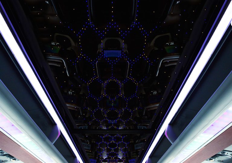 Xe Dcar Hyundai Universe Hạng Thương Gia 29 Chỗ