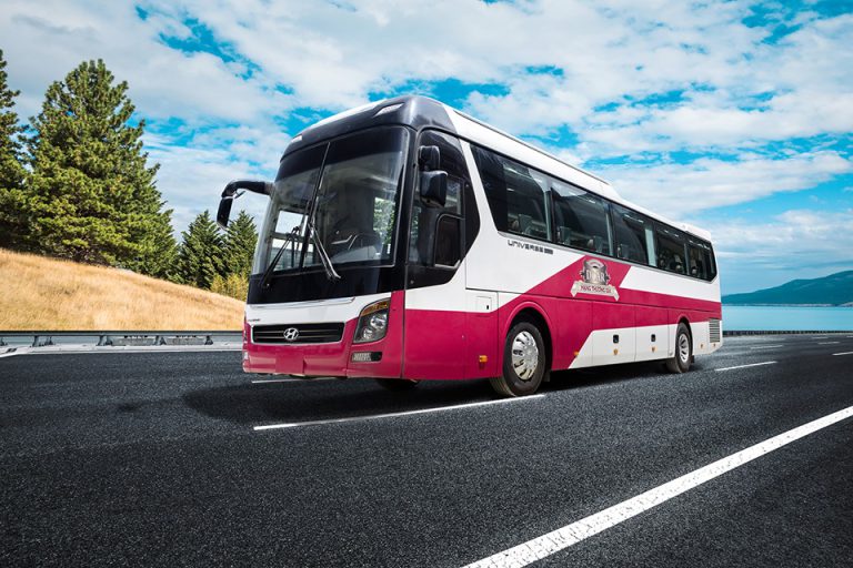 Xe Dcar Hyundai Universe Hạng Thương Gia 29 Chỗ