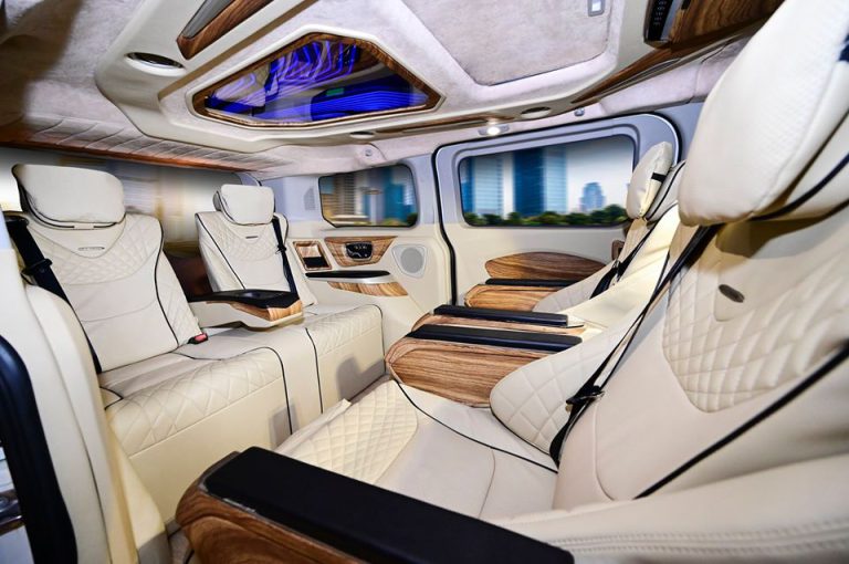 Xe Ford Tourneo Limousine Phiên Bản Limited