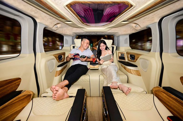 Xe Ford Tourneo Limousine Phiên Bản Limited