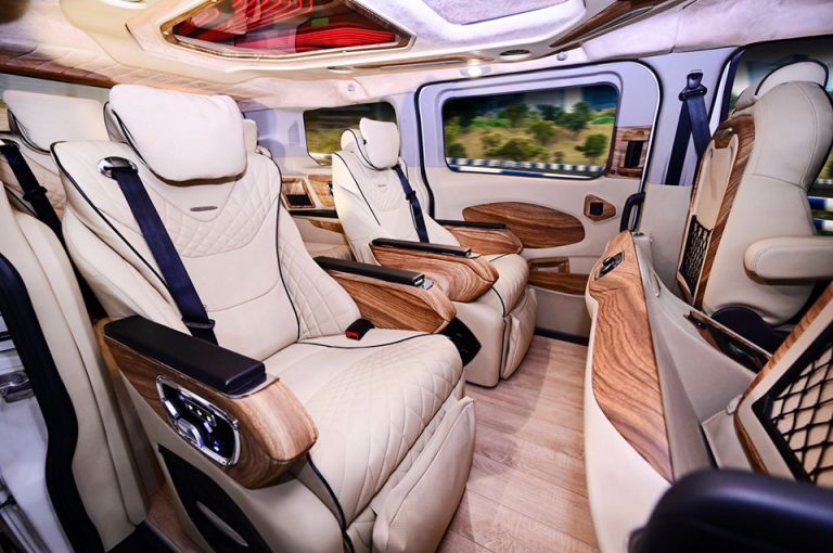 Xe Ford Tourneo Limousine Phiên Bản Limited