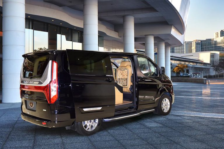 Ford Tourneo Dcar Limousine 7 Chổ Phiên Bản Tiêu Chuẩn