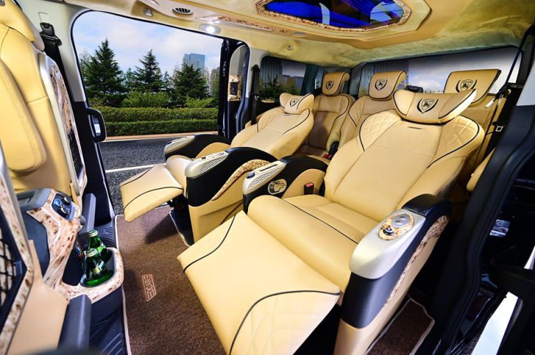 Ford Tourneo Dcar Limousine 7 Chổ Phiên Bản Tiêu Chuẩn