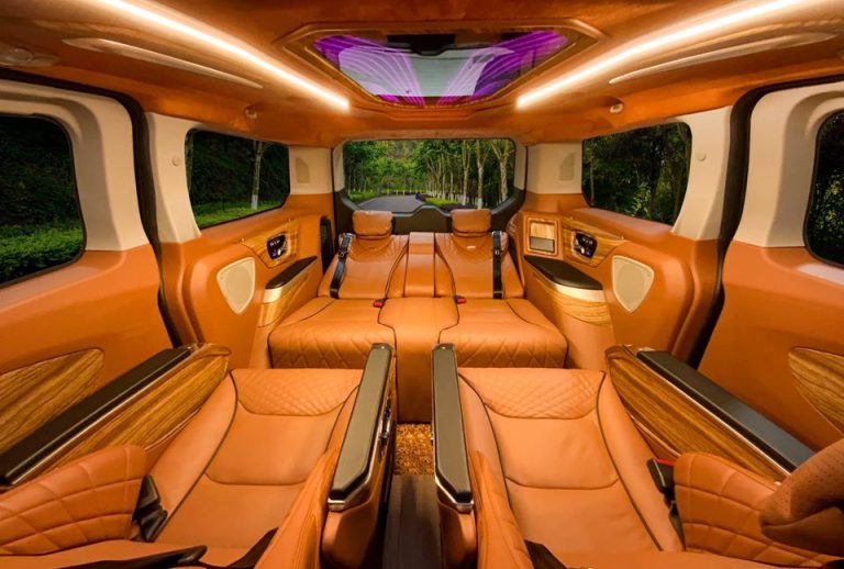 Xe Ford Tourneo Limousine Phiên Bản Limited