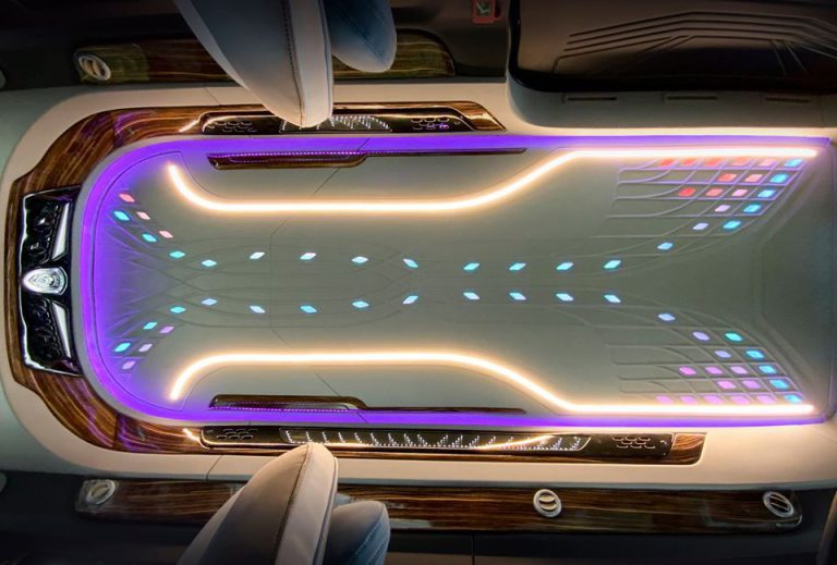 Hyundai Solati Limousine 12 Chổ Dcar Thương Gia 2023