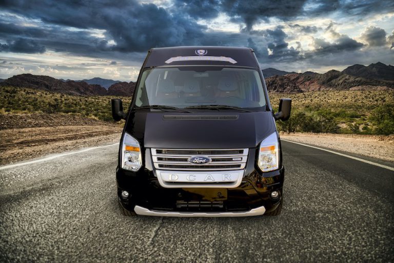 Giới Thiệu Ford Transit Limousine Dcar Hạng thương Gia 2023