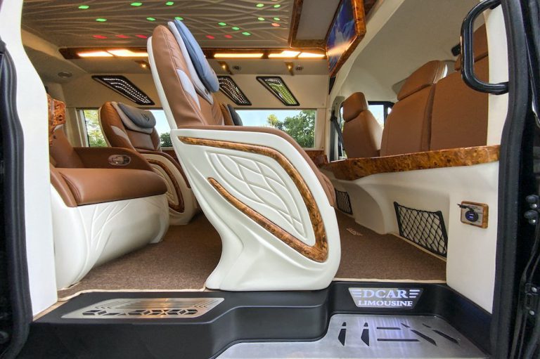 Giới Thiệu Ford Transit Limousine Dcar Hạng thương Gia 2023