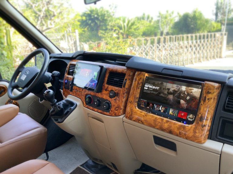 Giới Thiệu Ford Transit Limousine Dcar Hạng thương Gia 2023