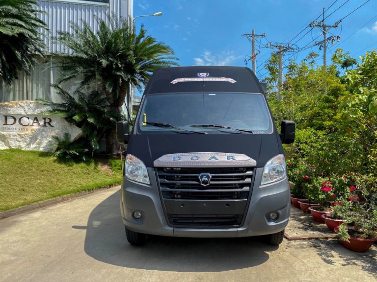 Phiên Bản Xe Gaz Limousine 11 và 12 Chổ