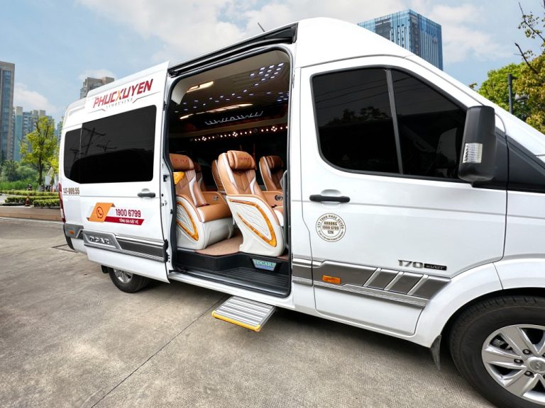 Xe Hyundai Solati Limousine 12 Chổ